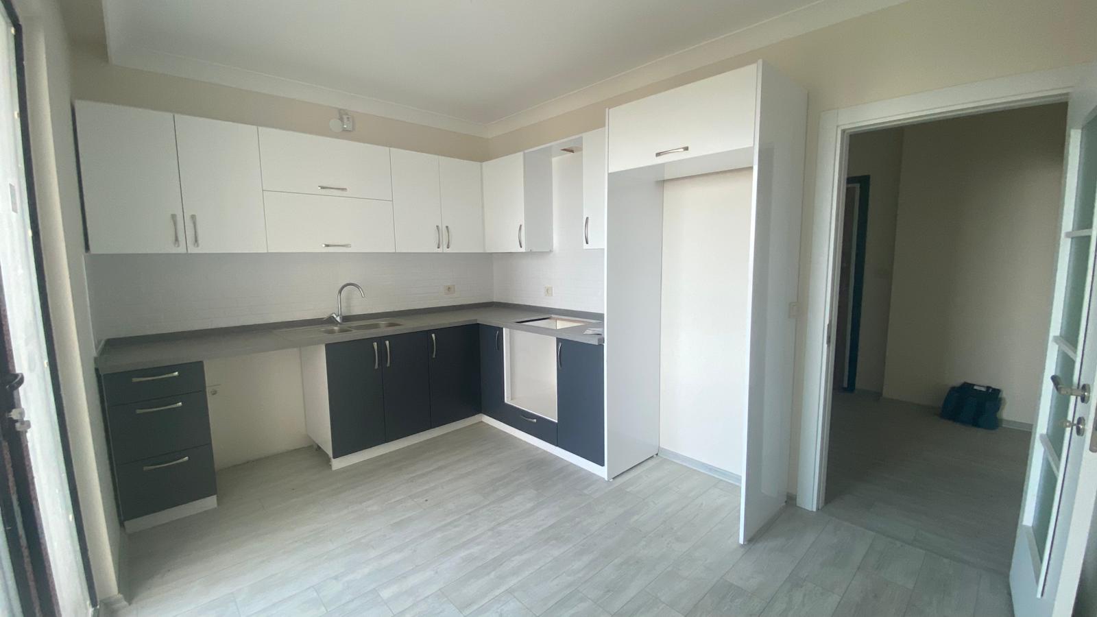YALINCAK MAHALLESİNDE DENİZ MANZARLI 3+1 SIFIR KİRALIK DAİRE